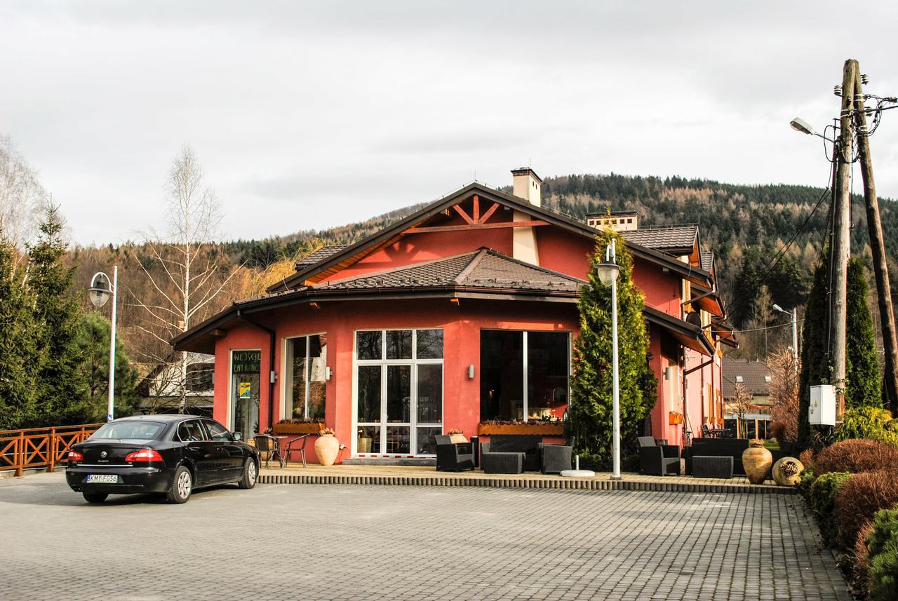 Hotel Krak ミシレニツェ エクステリア 写真
