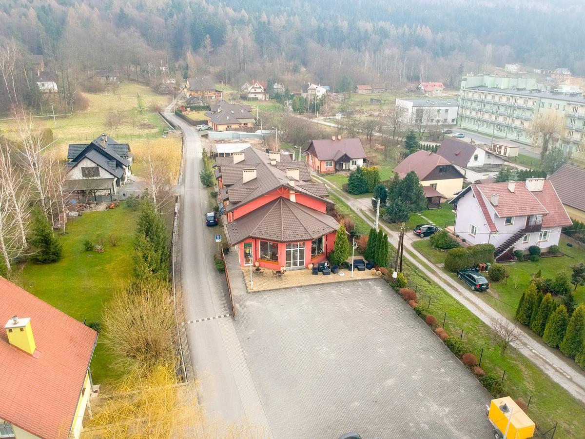 Hotel Krak ミシレニツェ エクステリア 写真