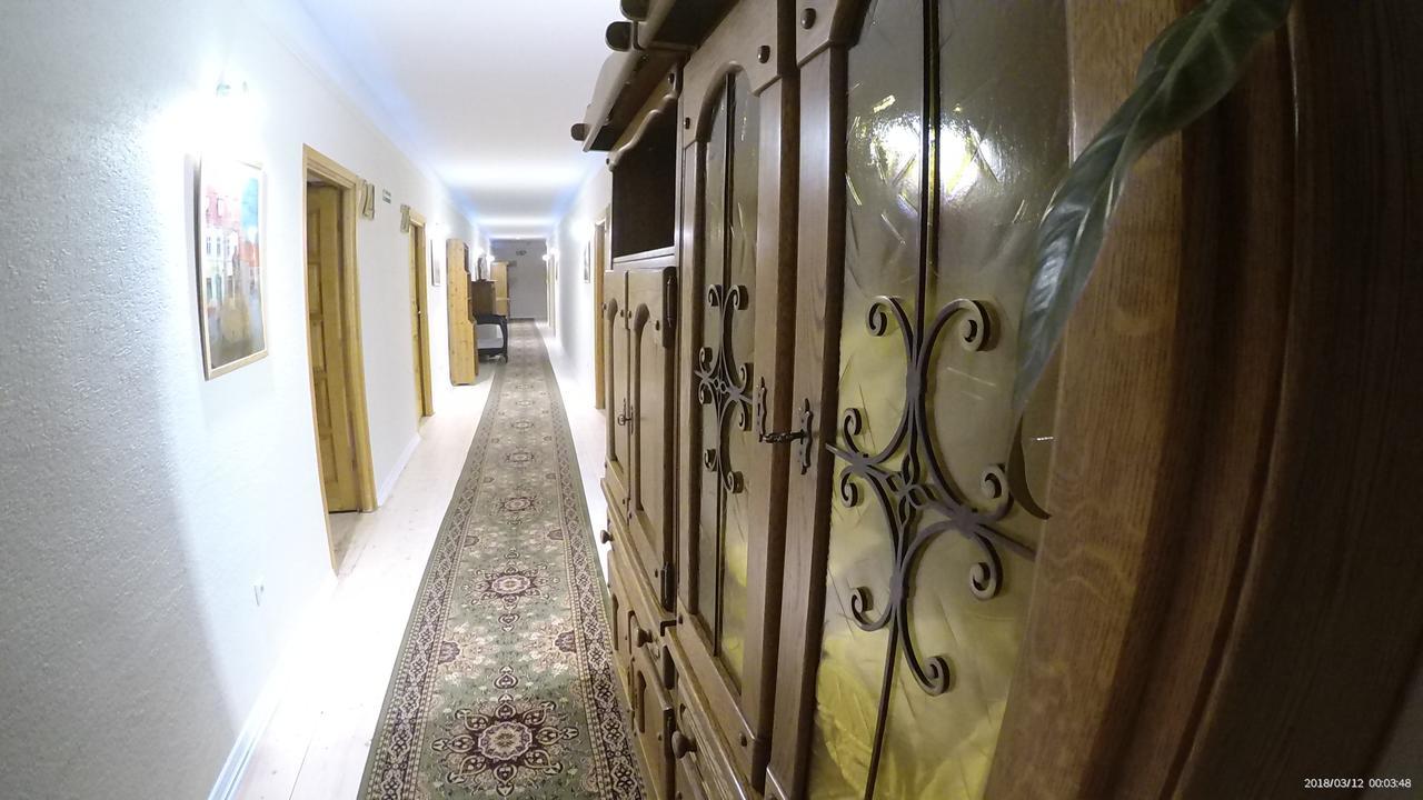 Hotel Krak ミシレニツェ エクステリア 写真